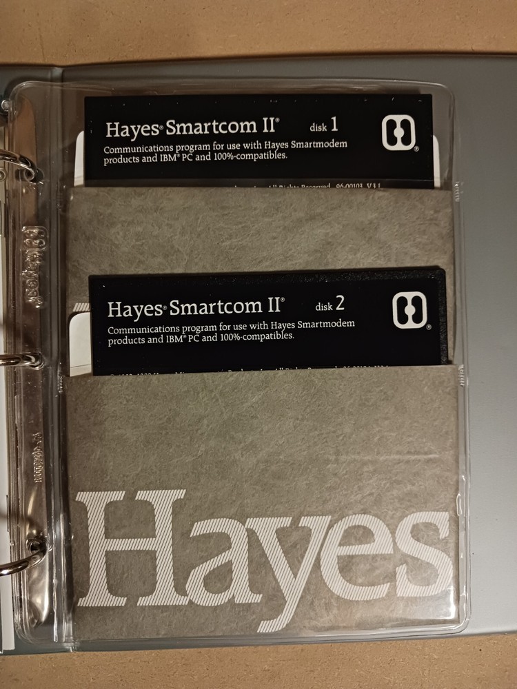 Hayes Smartcom II Modem Integration Software for the IBM PC and Compatibles