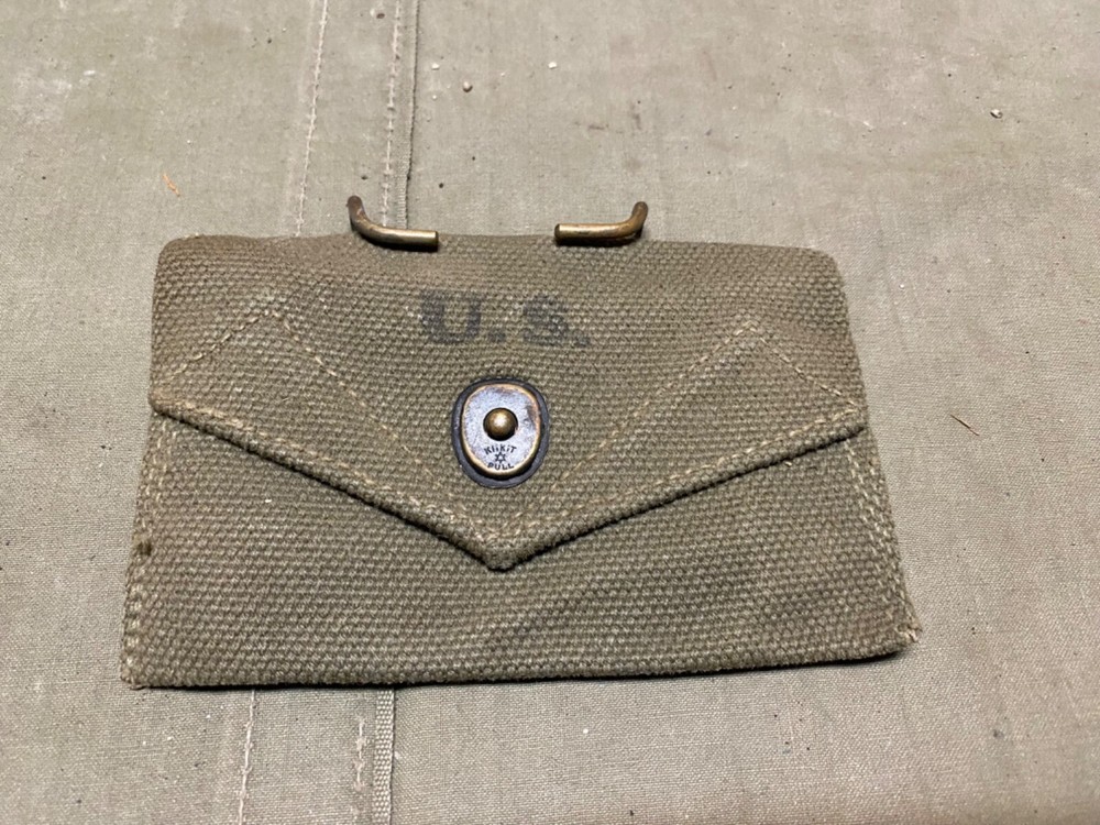 ORIGINAL WWII US ARMY INFANTRY M1942 FIRST AID CARLISLE BANDAGE CARRY POUCH-1945