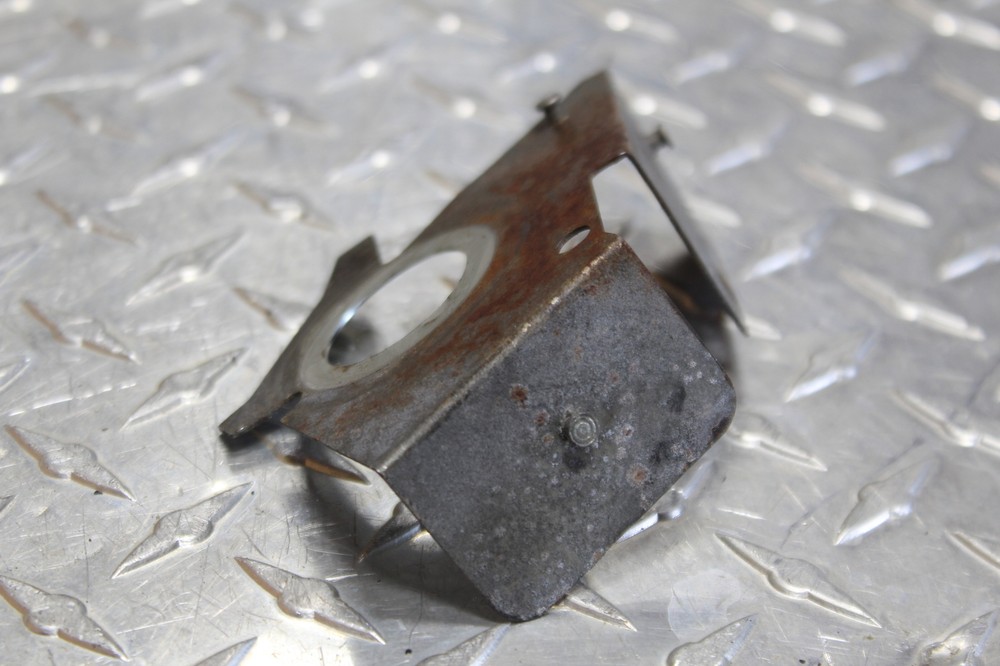 HARLEY MOUNTING PLATE BRACKET OEM FORKS UPPER TRIPLE TREE CLAMP LOCK PLATE