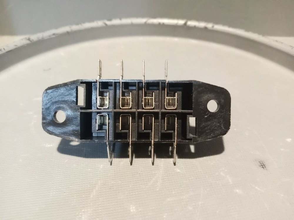 MTA 4-Way ATC/ATO Compact Fuse Block