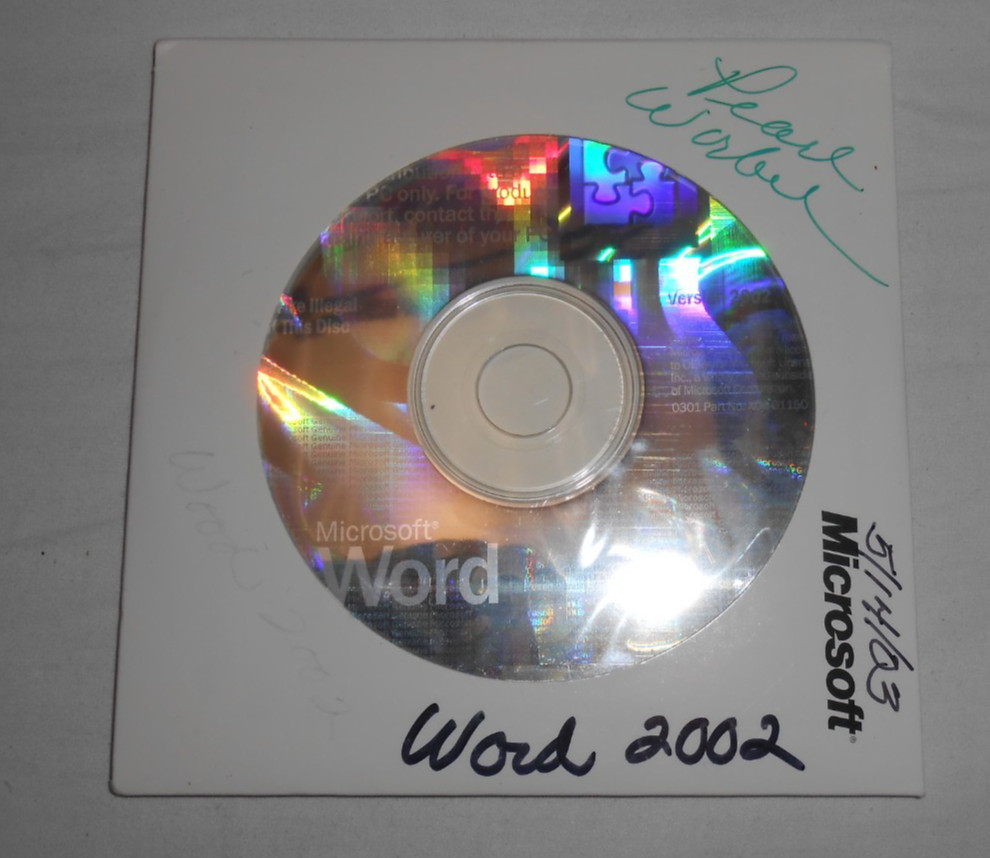 Preowned 2002 Microsoft Word OEM Version Installation CD Windows Has Product Key