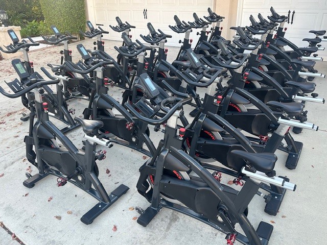 Schwinn AC POWER Exercise Bikes CARBON BLUE Indoor Cycling Gym CARDIO Yoga HIIT