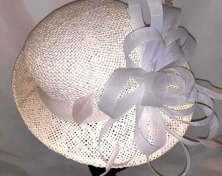 CRISTIANINI NATURAL WHITE CEREMONY HAT