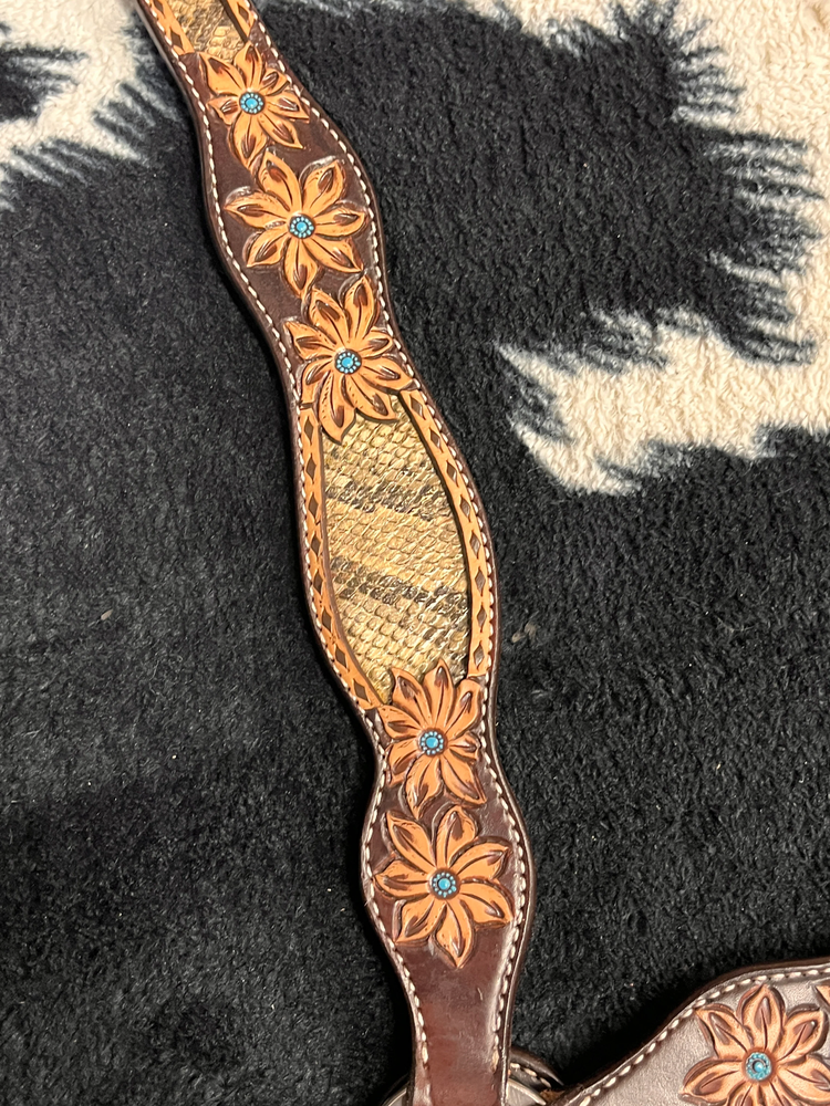 New! Circle Y Dark leather PYTHON PASS BREAST COLLAR w/ Flower tooling detail