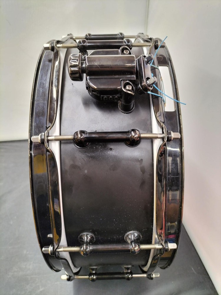 PEARL ULTRA CAST Snare