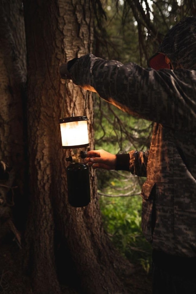 Durable Wire Mesh Lantern Globe for Outdoor Adventures