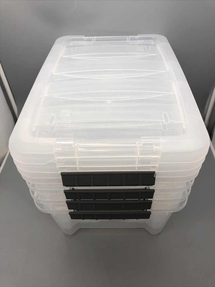Iris Buckle-Up Storage Set 12.9 Quart 4 Pack Clear Plastic Storage Boxes W/ Lids