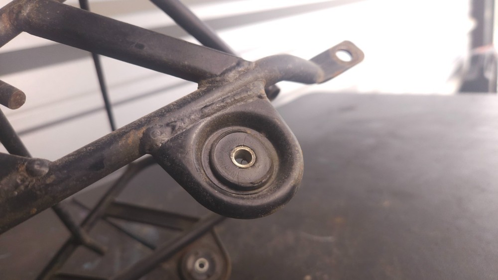 1992 SUZUKI QUADRUNNER 250 LTF250 2X4 FRONT RACK A434