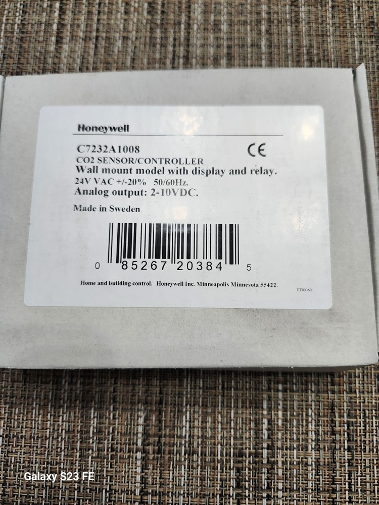 Honeywell CO2 Sensor/Controller C7232A1008 24V NEW