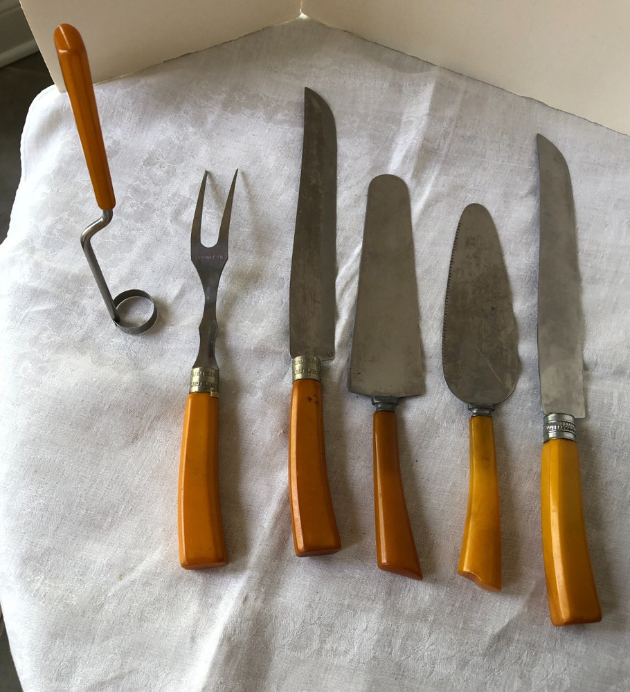 Six Butterscotch Bakelite Serving /Cooking Utensils,