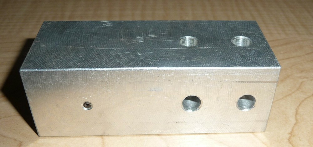 PROGRESSIVE COMPONENTS CounterView Counting Tool. Mounted in aluminum block