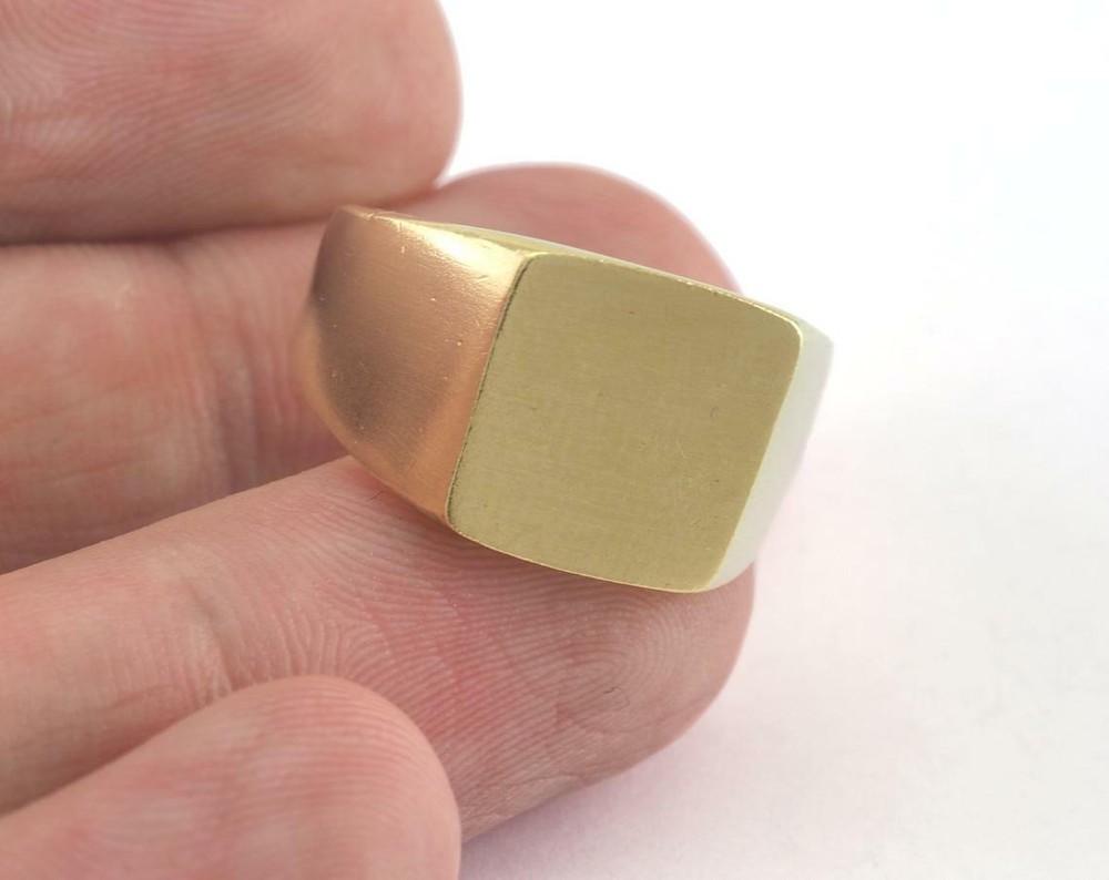 Adjustable Ring Blank - raw brass (20mm 10.5US inner size - Adjustable ) Oz2979