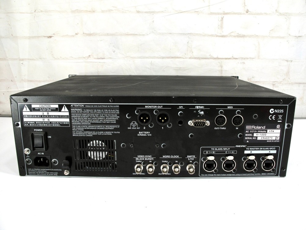 Roland R-1000 48 Track Rack Mount Digital Audio Multitrack Recorder