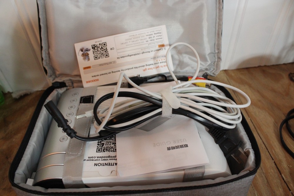 GooDee LED Projector and 120 inch Simple Perojector Screen