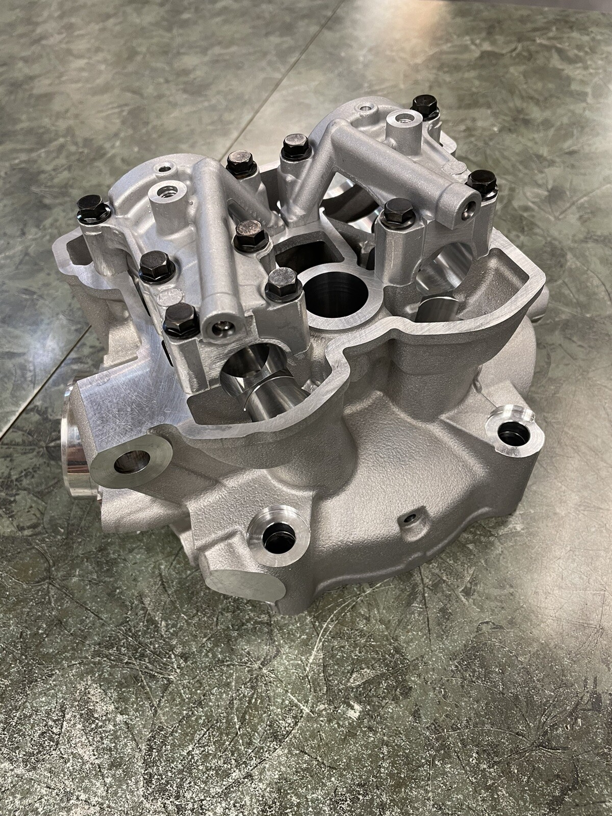 2014-2023 Yamaha YFZ450R YFZ 450R Engine Cylinder Head OEM 1TD-11101-09-00