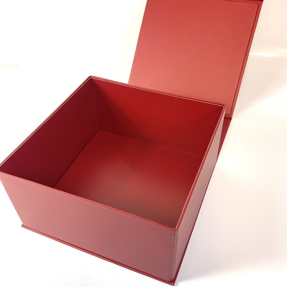 Authentic TOM FORD Square Empty Gift Box Packaging Heart Red 7.75"x4.25"