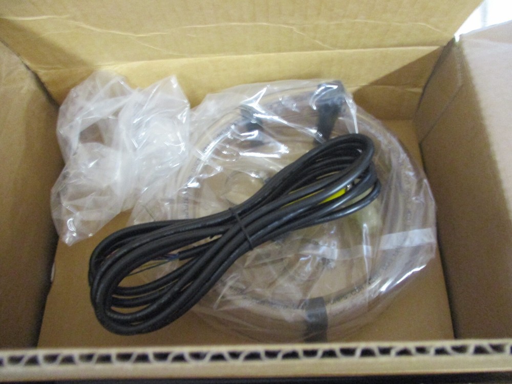 NIB LMI Microprocessor Dosing Pump B931-76PB