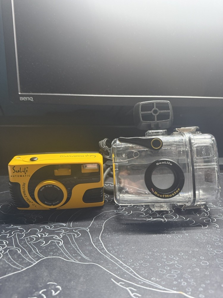 Sealife Automatic Reefmaster CL Wide Angle 35mm Dive Camera w Underwater Case