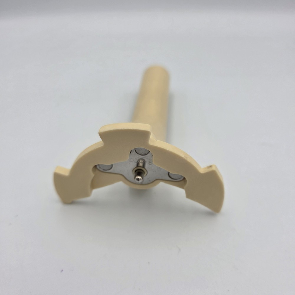 Cuisinart Food Processor DLC-839 Stem Replacement Part Beige