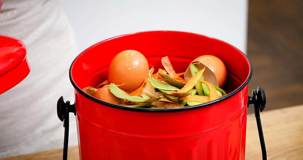 Plexon Countertop Compost Bin Kitchen with Lid, Red 1.5 Gallon Odorless Compost
