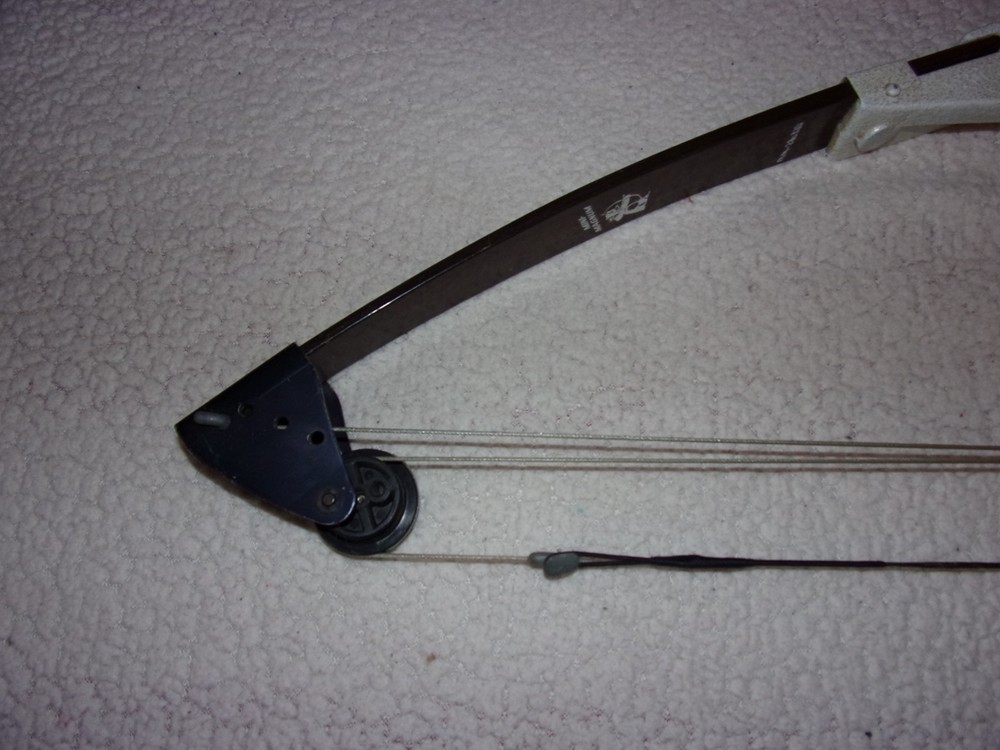 Bear Mini Magnum Compound Bow