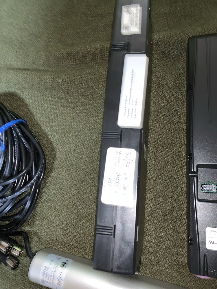 rising unit electric motorized kit 4 legs 1 switch 2 controller for robotics ?