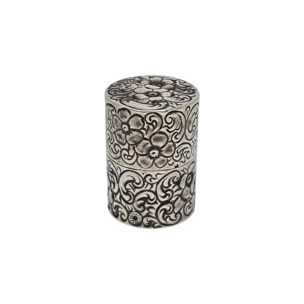 Gorham Sterling Silver Repousse Thread Holder #23329