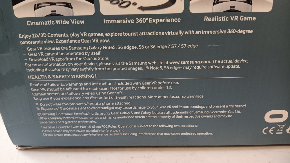 Samsung Gear VR Oculus Virtual Reality Headset 2016 SM-R322 micro-USB