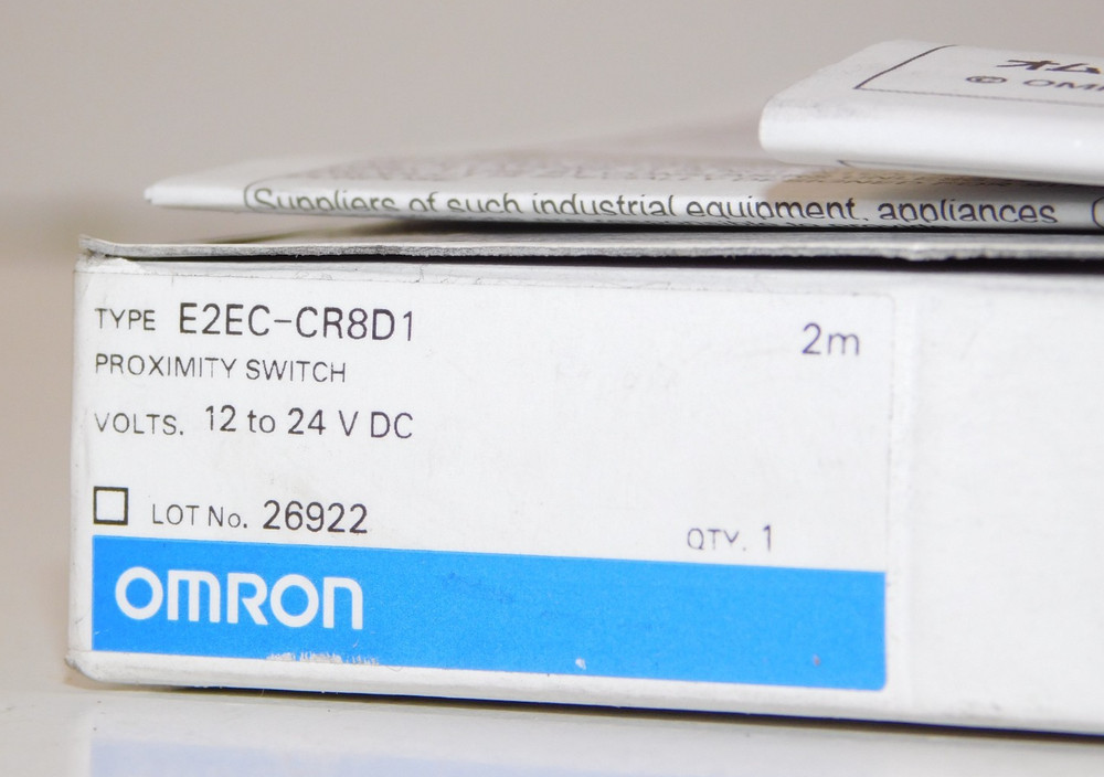 New Omron E2EC-CR8D1 Inductive Proximity Sensor Switch 12–24 VDC 2m Cable Japan