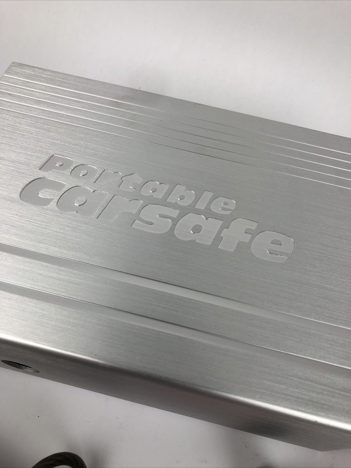 CAR SAFE Portable Small Car Gun Safe for Pistols Handgun Valuables Key Lock LOOK