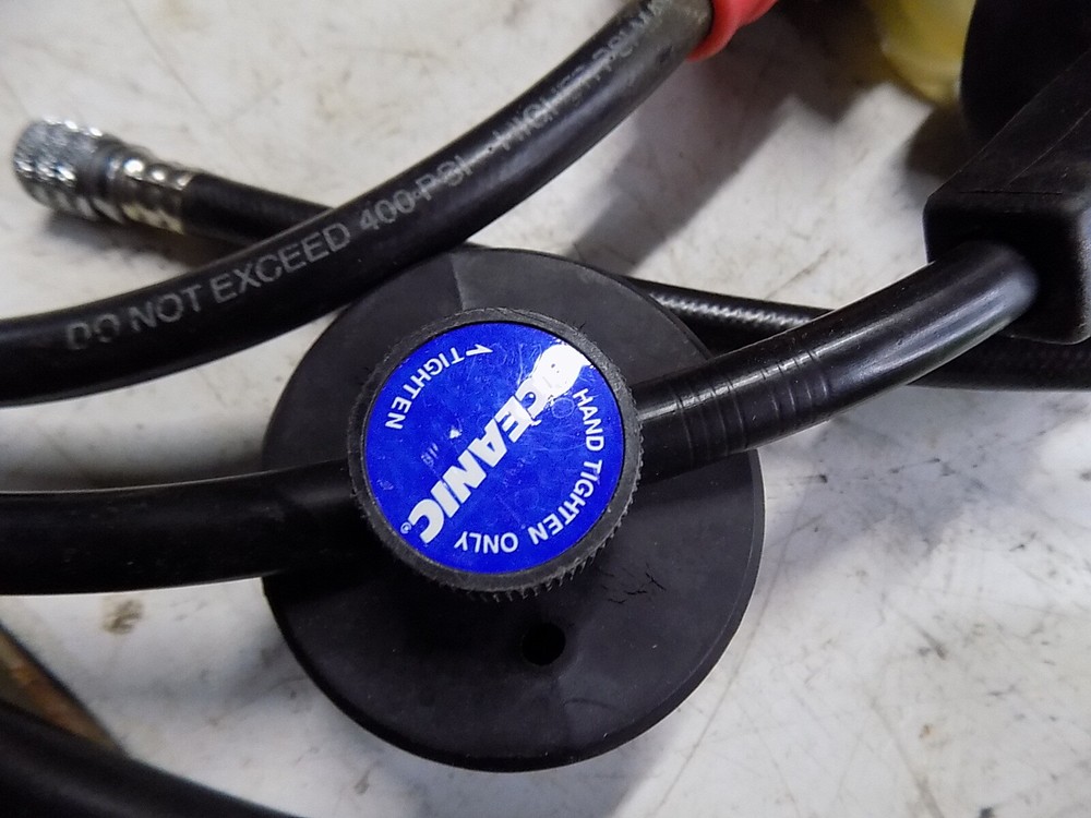 Tusa Regulator Bundle, Oceanic data max II, Oceanic Pressure Gauge, & Compass