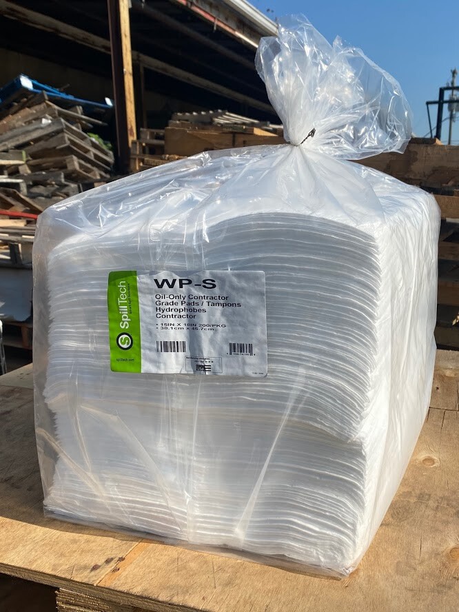 Oil Only ABSORBENT PADS - WP-S - Light Weight Sheets - 200 Count