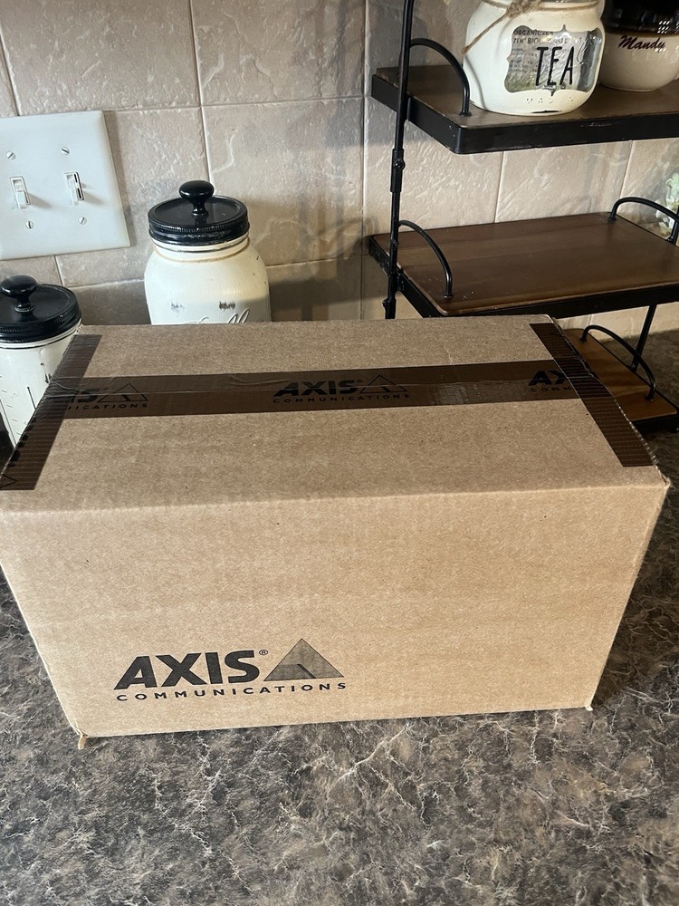 NEW - Axis Communications T91A64 Camera Corner Bracket 5017-641
