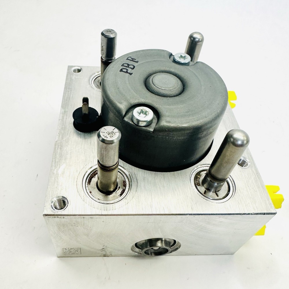 ABS BRAKE UNIT PUMP CONTROL MODULE