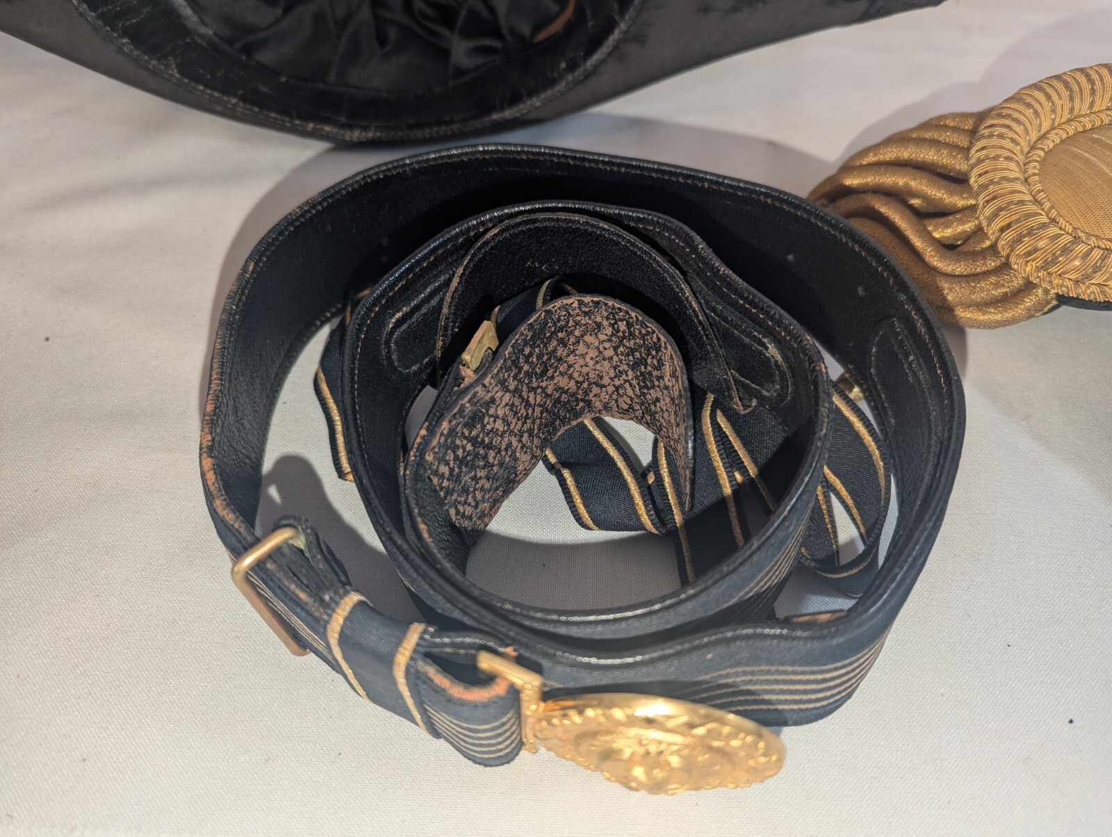 19th Cent. US Navy Officers Hat w/ Epaulettes & Belt in Tin Case Original!