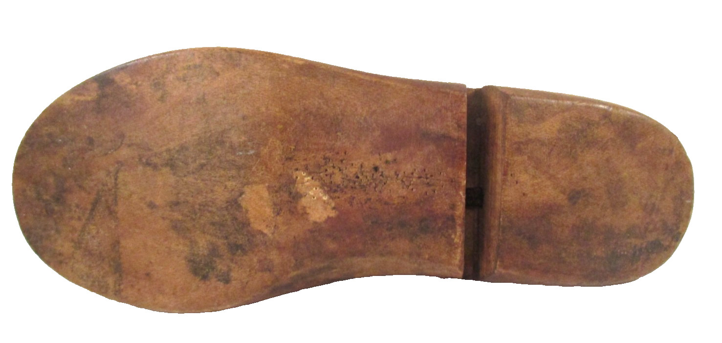 Vintage CHILDREN'S WOODEN COBBLER SHOE MOLD 7"