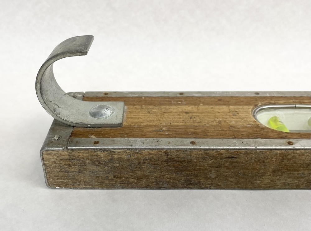 Crick 36 Inch Wooden Level