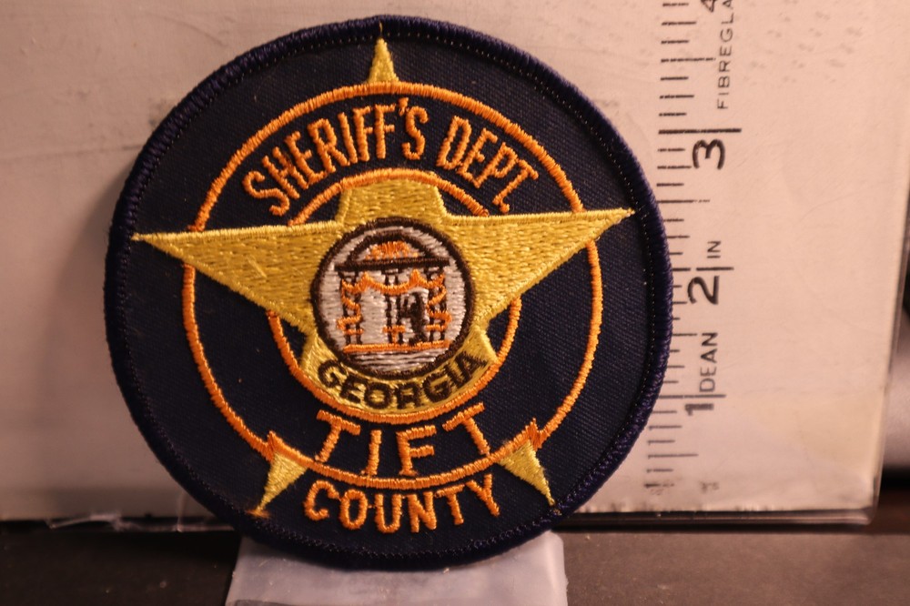 police patch   TIFT COUNTY SHERIFF    GEORGIA