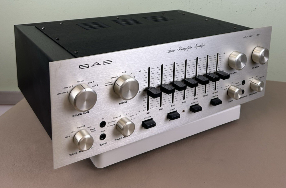 SAE MARK 1B STEREO PREAMPLIFIER COOL