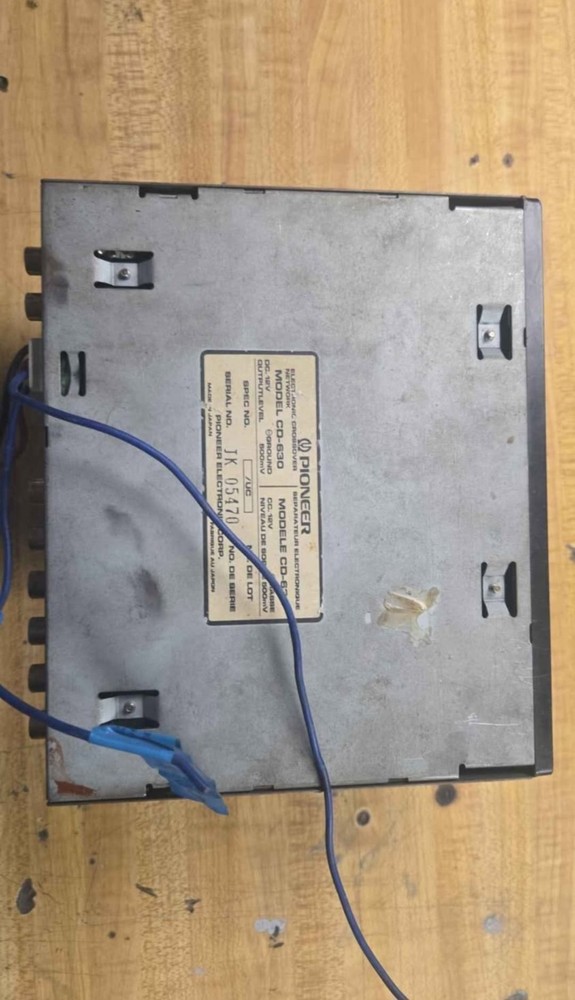 Vintage Pioneer CD-630 Electronic Crossover