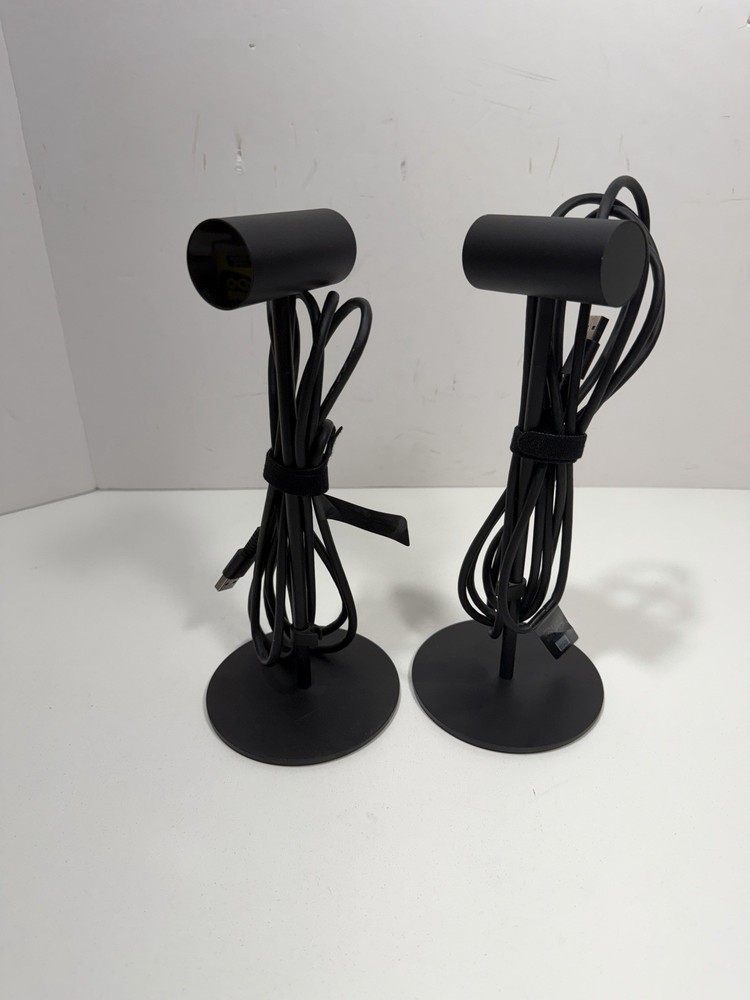 Pair 2 Genuine Oculus Rift Virtual Reality CV1 Sensor 3P-A, Black