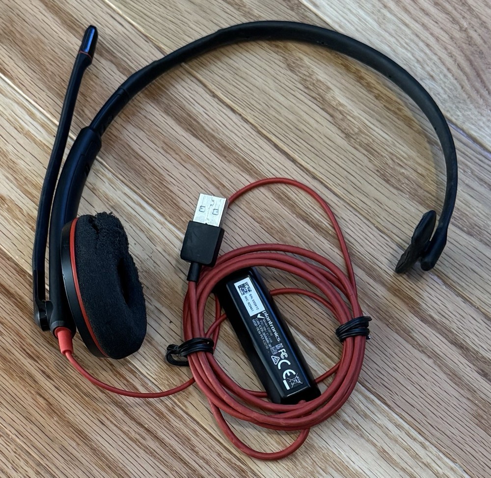 Plantronics Blackwire 3210  Wired Single Ear Headset USB-A  Microphone