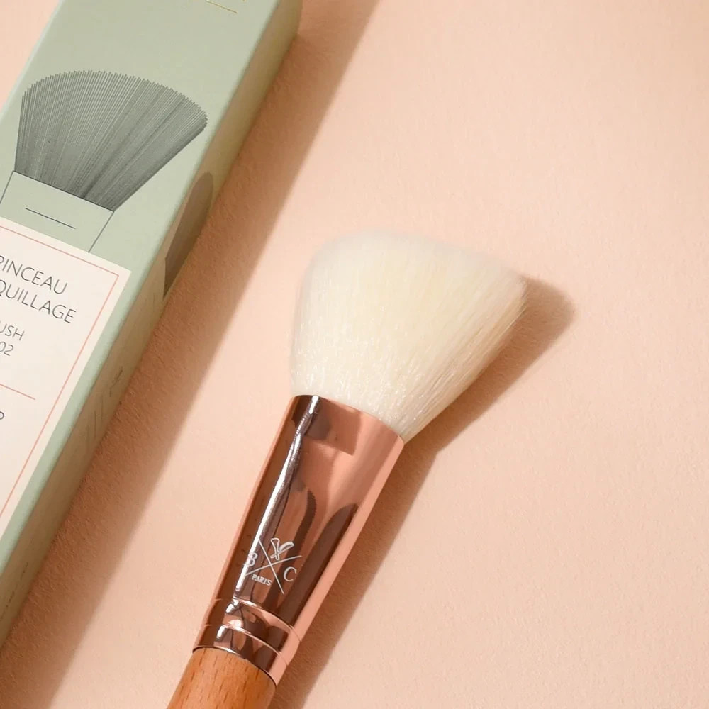 Bachca Makeup Tool Angled Blush Brush