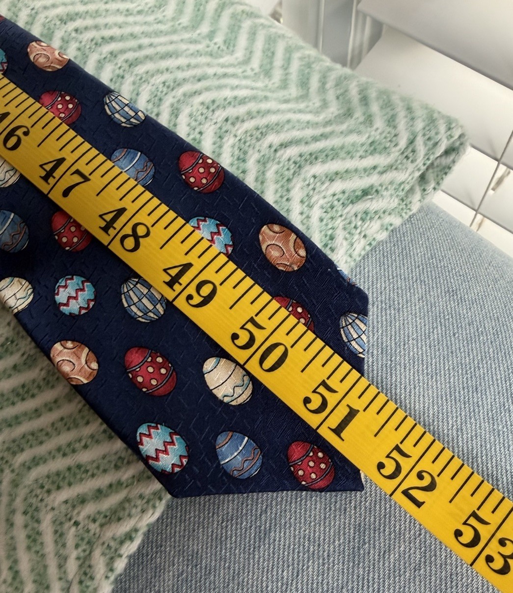 Talbots Kids Silk Necktie Boys Youth Navy Blue Easter Egg pattern 52” EUC