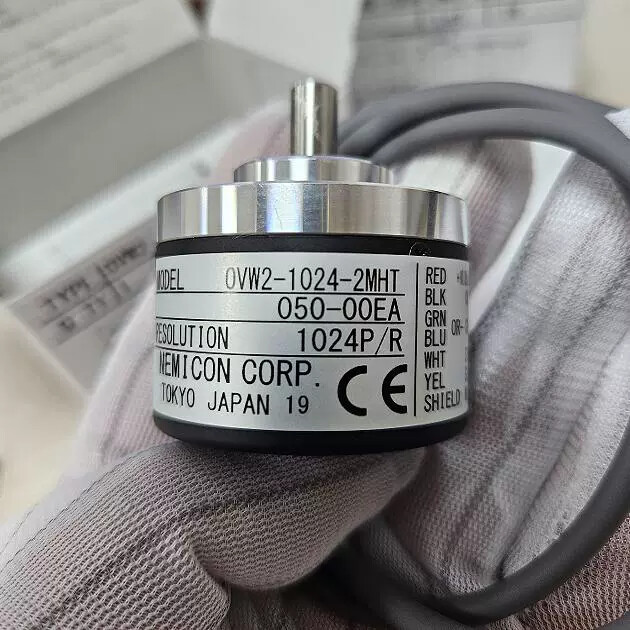 1pcs NEMICON OVW2-1024-2MHT-050-00EA Encoder