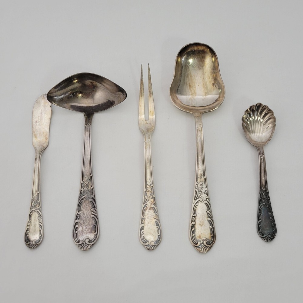 37 Piece Kurt Bauder Silverplate Floral Engraved Handle Flatware 100