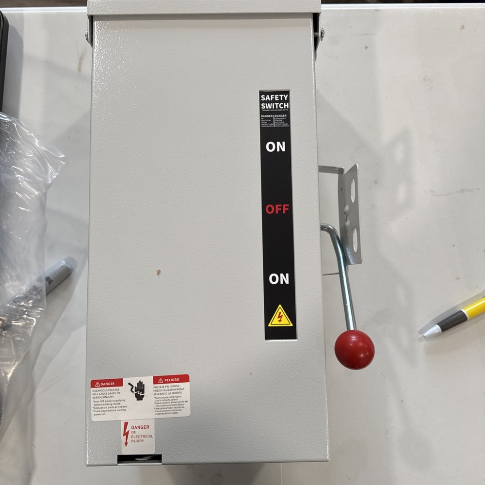 100A Generator Transfer Switch, 24000W Universal Double Throw Safety Switch