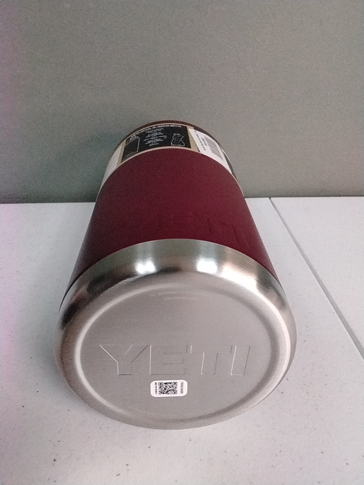 Yeti Rambler 64oz Bottle with Chug Cap Wild Vine Red NWT