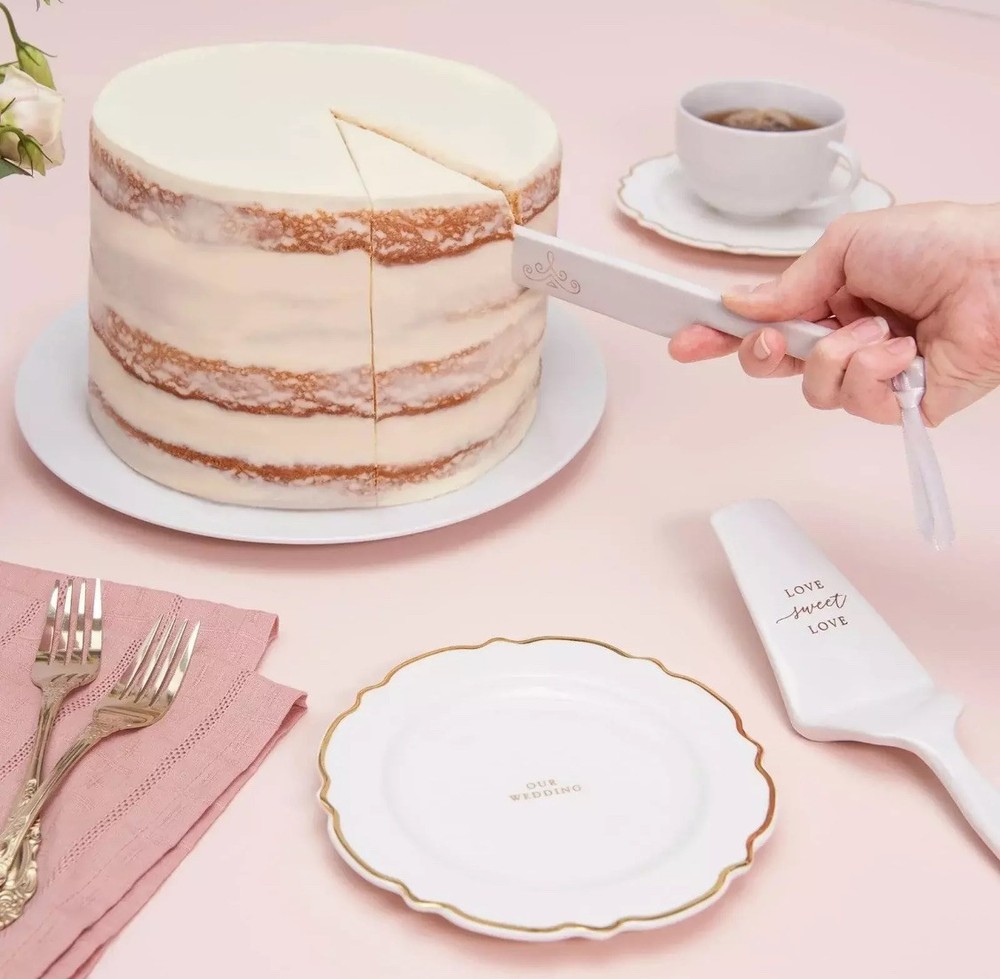 White and Gold Cake Serving Set