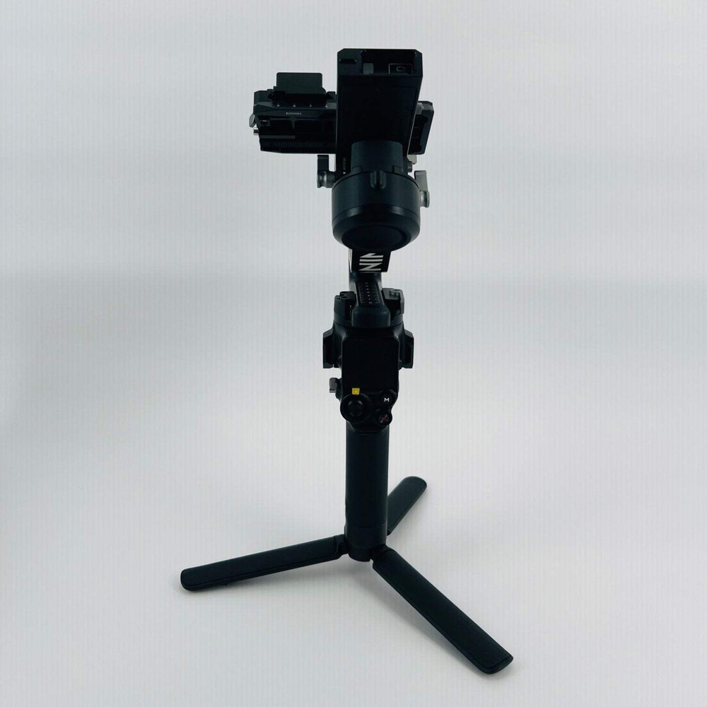 DJI RS 4 3-Axis Camera Stabilizer P14C
